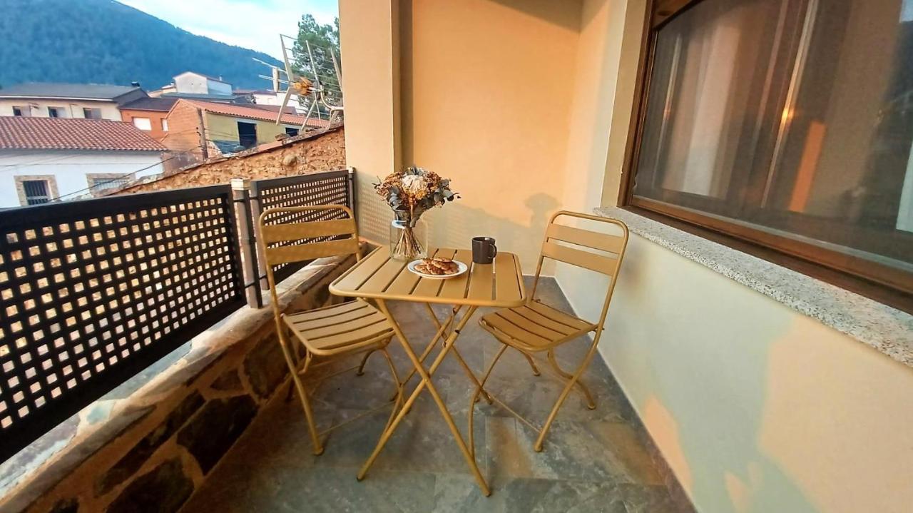 Apartamento Las Campanitas Nunomoral Exterior photo